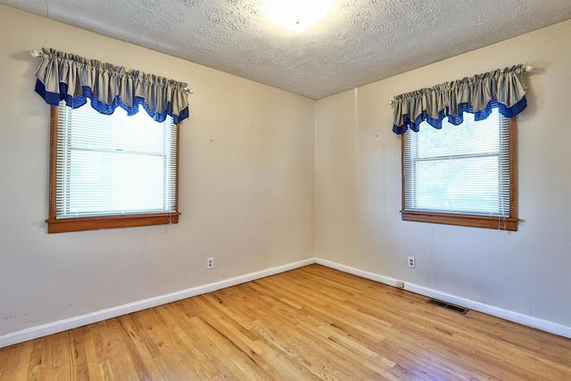 2674 Turkeyfoot Road, Lakeside Park, KY 41017