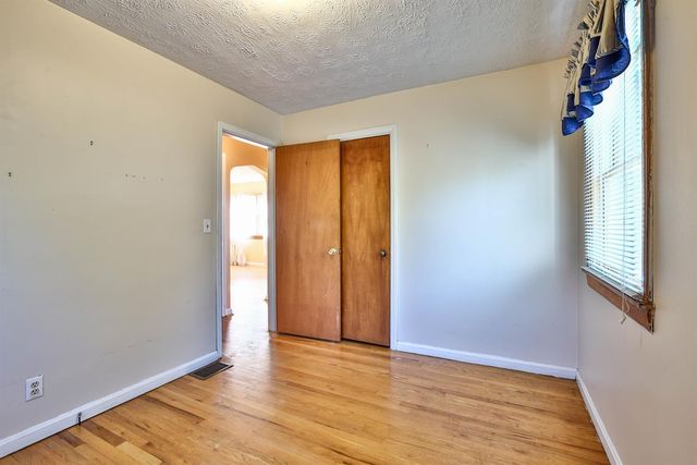 2674 Turkeyfoot Road, Lakeside Park, KY 41017