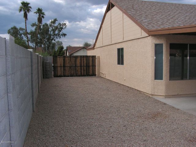 6725 W Brown Street, Peoria, AZ 85345