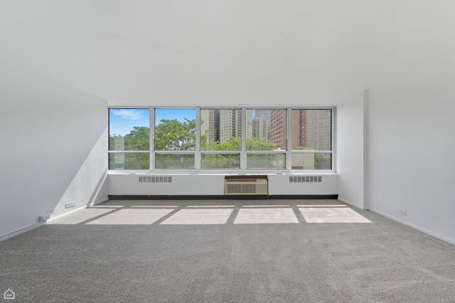 4800 S Chicago Beach Drive 408S, Chicago, IL 60615