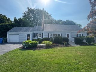 54 Randall Drive, Trumbull, CT 06611