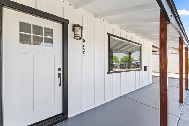 10423 W Monterosa Drive, Sun City, AZ 85351