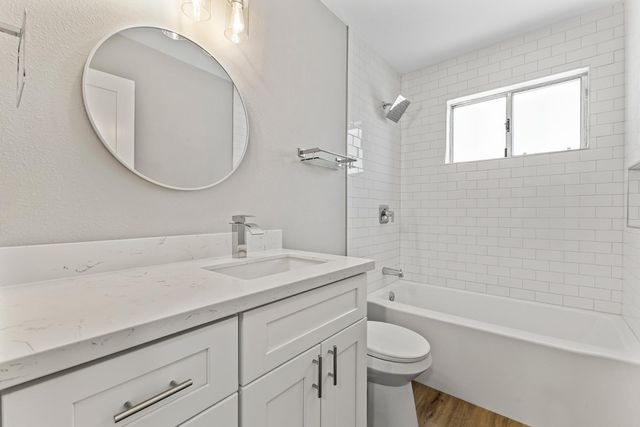 10423 W Monterosa Drive, Sun City, AZ 85351