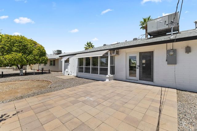 10423 W Monterosa Drive, Sun City, AZ 85351