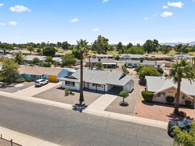 10423 W Monterosa Drive, Sun City, AZ 85351