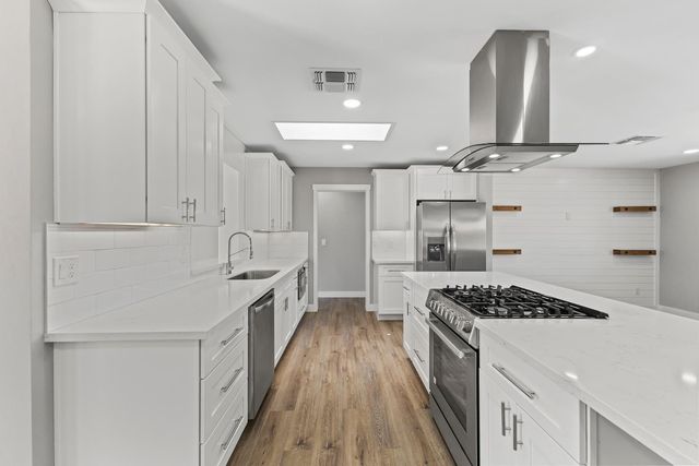 10423 W Monterosa Drive, Sun City, AZ 85351