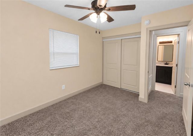 6800 1ST STREET N, St Petersburg, FL 33702