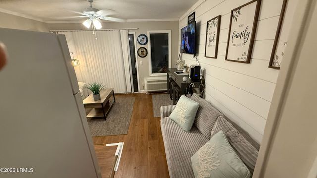 23 S Forest Beach Dr Apt 204, Hilton Head Island, SC 29928