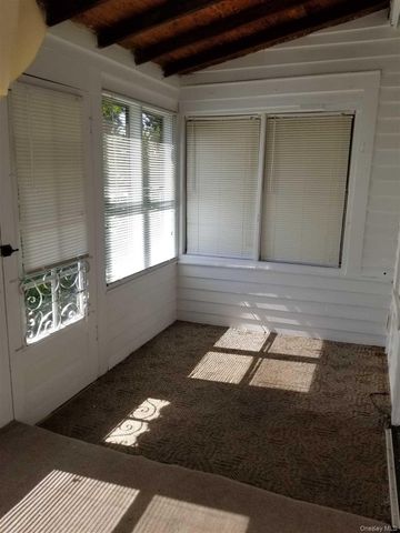 24 LAGRANGE Avenue, Poughkeepsie, NY 12603