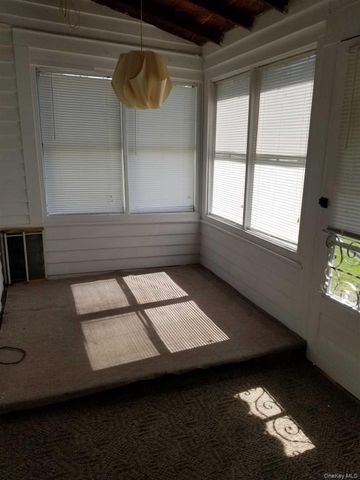 24 LAGRANGE Avenue, Poughkeepsie, NY 12603