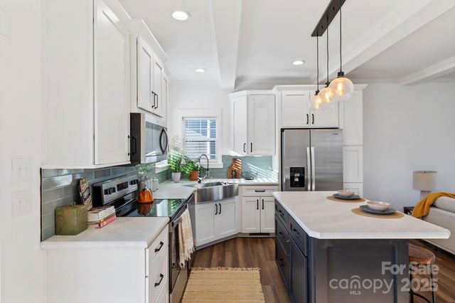 205 Southern Charm Road, Arden, NC 28704