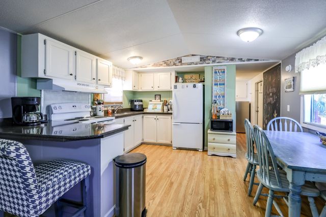 20 Burr Circle, Murrells Inlet, SC 29576