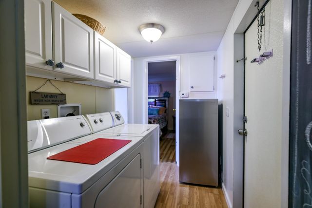 20 Burr Circle, Murrells Inlet, SC 29576