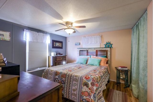 20 Burr Circle, Murrells Inlet, SC 29576