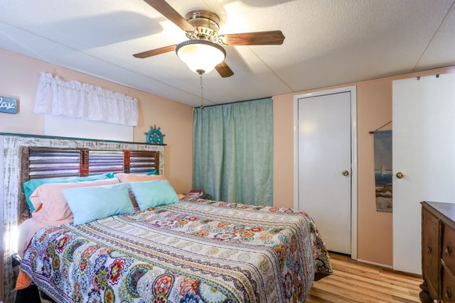 20 Burr Circle, Murrells Inlet, SC 29576