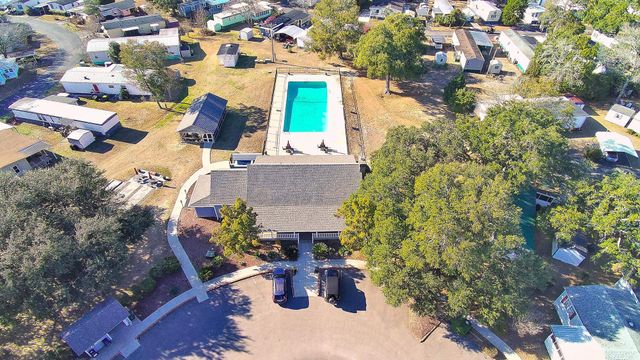 20 Burr Circle, Murrells Inlet, SC 29576