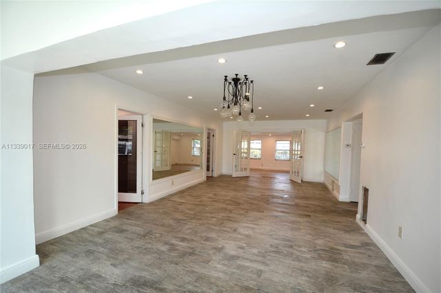 16921 NE 6th Avenue, North Miami Beach, FL 33162