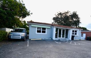 16921 NE 6th Avenue, North Miami Beach, FL 33162