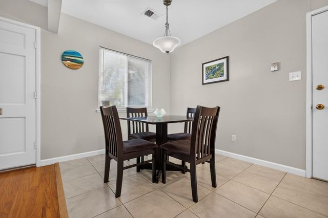 6133 Buckboard Dr, Rio Linda, CA 95673