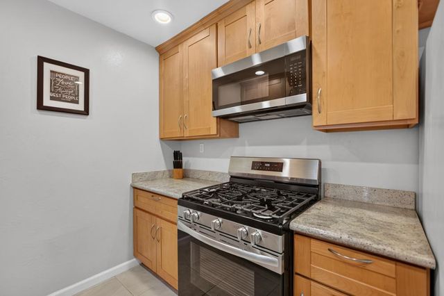 6133 Buckboard Dr, Rio Linda, CA 95673