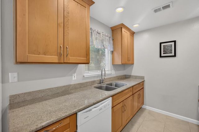 6133 Buckboard Dr, Rio Linda, CA 95673