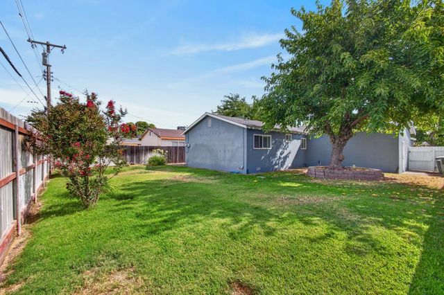 6133 Buckboard Dr, Rio Linda, CA 95673
