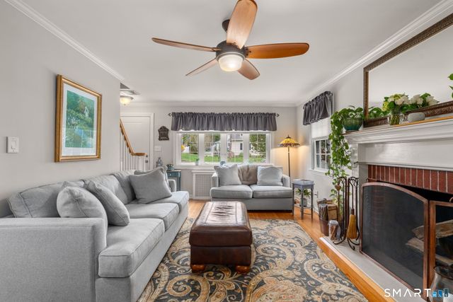 12 Orchard Court, Hamden, CT 06517