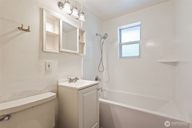 16563 18th Avenue NE, Shoreline, WA 98155