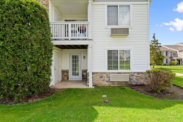 1515 Silverstone Drive 1515, Carpentersville, IL 60110