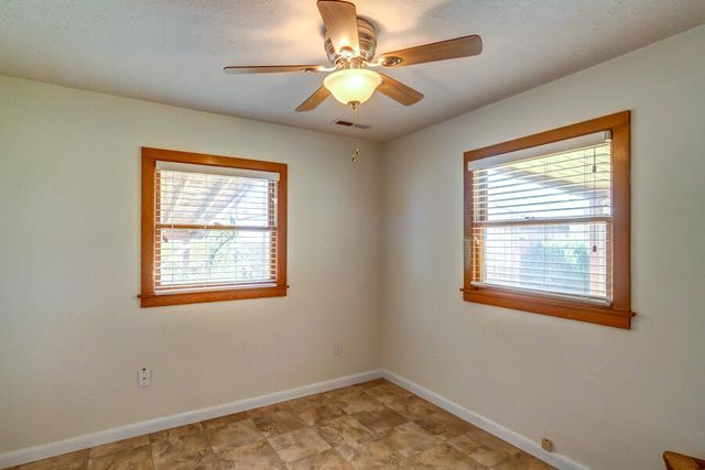 208 Rockcastle Street, Berea, KY 40403