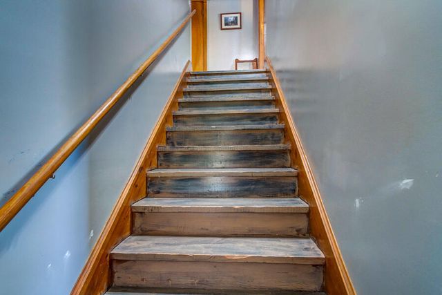 208 Rockcastle Street, Berea, KY 40403