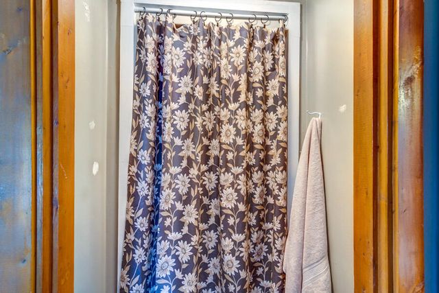 208 Rockcastle Street, Berea, KY 40403