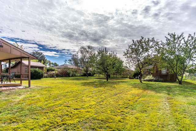 208 Rockcastle Street, Berea, KY 40403