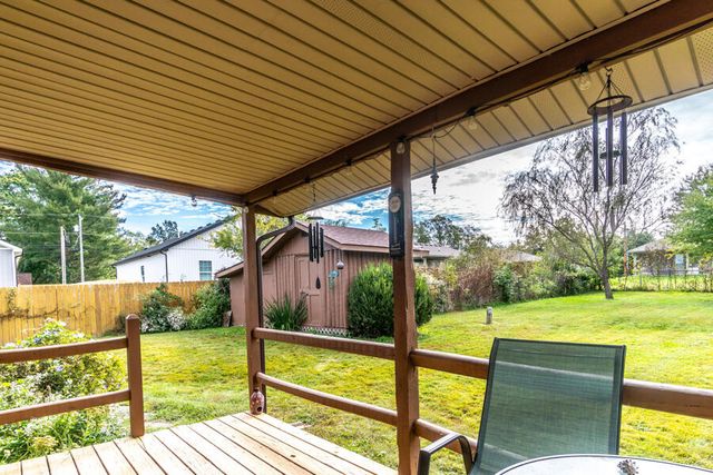 208 Rockcastle Street, Berea, KY 40403