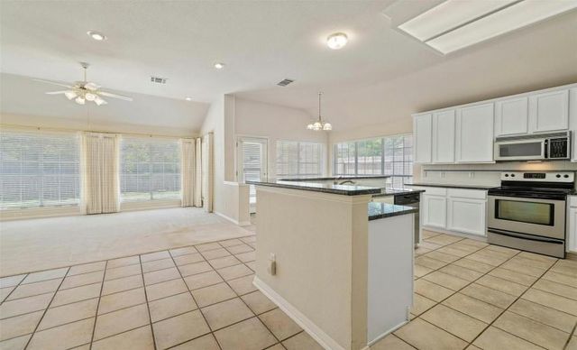 10133 Cassandra DR, Austin, TX 78717