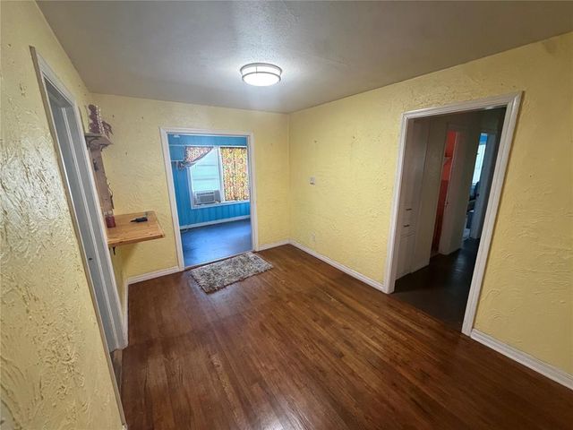 1744 N Roff Avenue, Oklahoma City, OK 73107