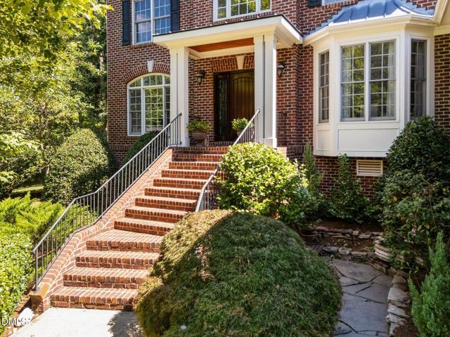 3901 Orchard Point Court, Apex, NC 27539