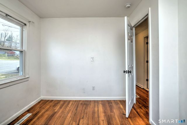 42 Highland Avenue, Ansonia, CT 06401