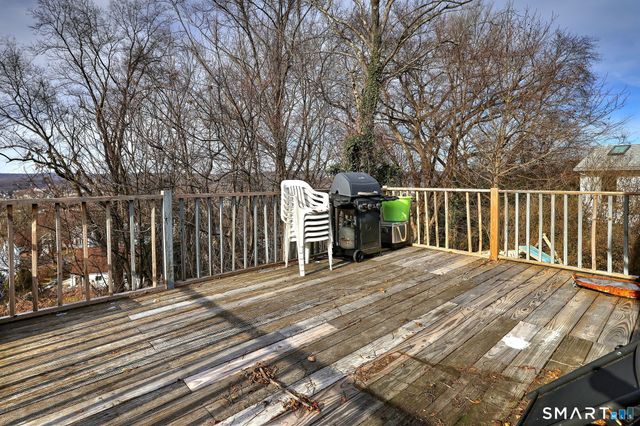 42 Highland Avenue, Ansonia, CT 06401