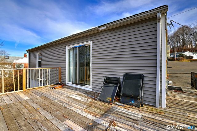 42 Highland Avenue, Ansonia, CT 06401