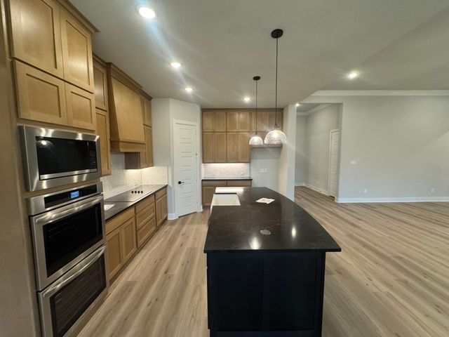 411 Indian Creek Road, Van Alstyne, TX 75495