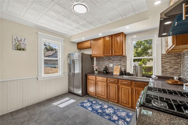 185 Wakefield Avenue, Buffalo, NY 14214