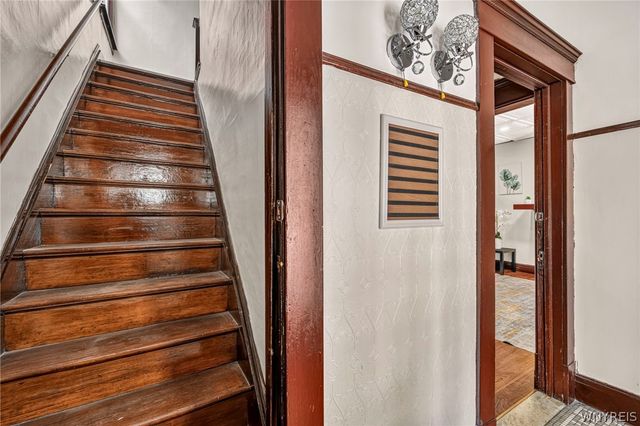 185 Wakefield Avenue, Buffalo, NY 14214