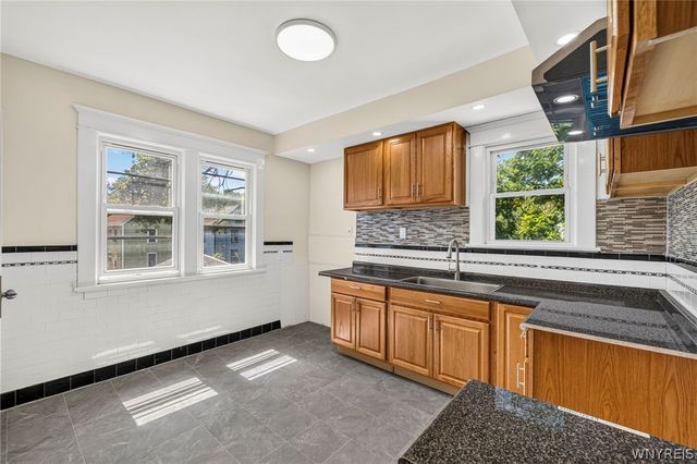 185 Wakefield Avenue, Buffalo, NY 14214