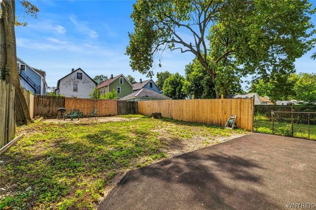 185 Wakefield Avenue, Buffalo, NY 14214