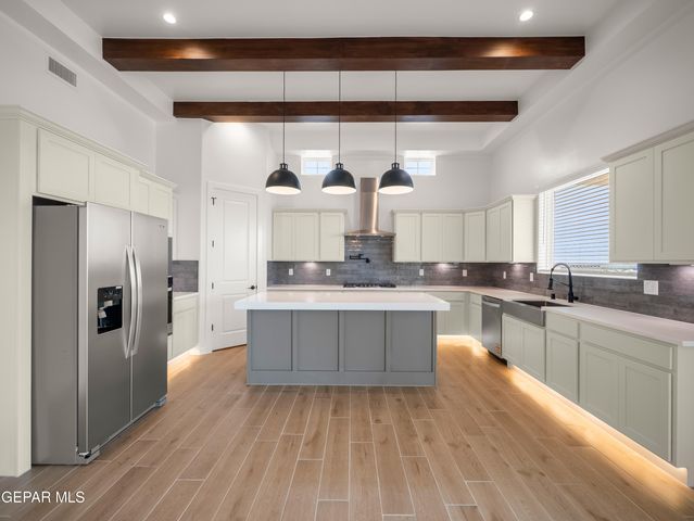14400 Burwood Circle, Horizon City, TX 79928