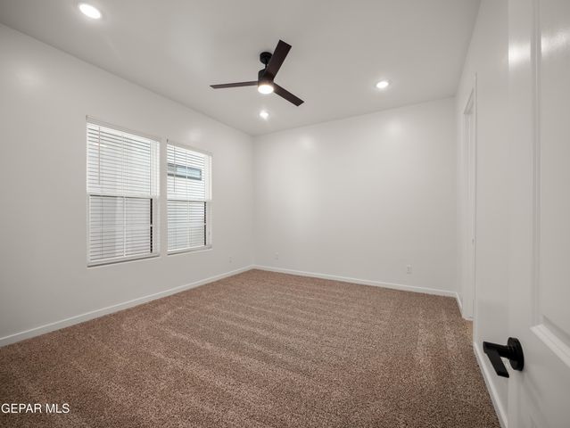 14400 Burwood Circle, Horizon City, TX 79928