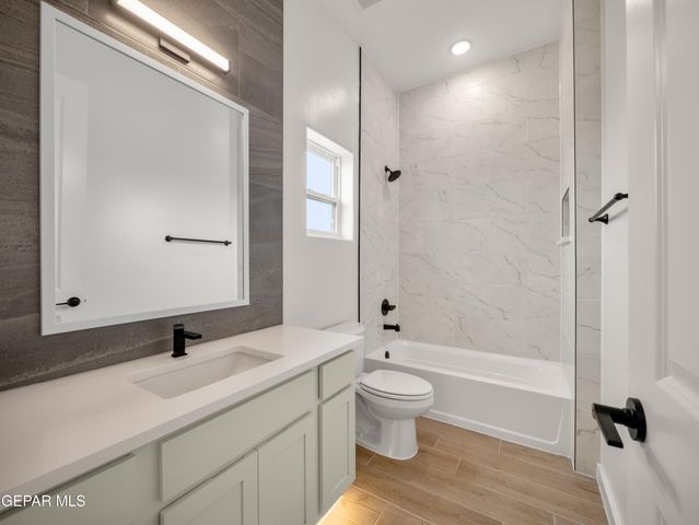14400 Burwood Circle, Horizon City, TX 79928