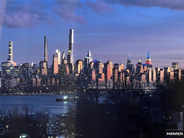 9060 Palisade Avenue 404, North Bergen, NJ 07047