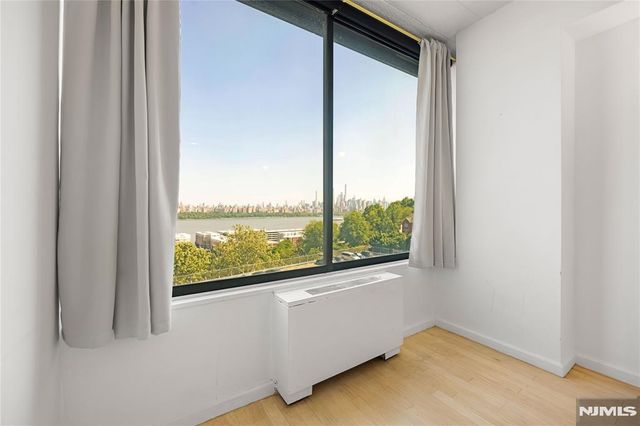 9060 Palisade Avenue 404, North Bergen, NJ 07047